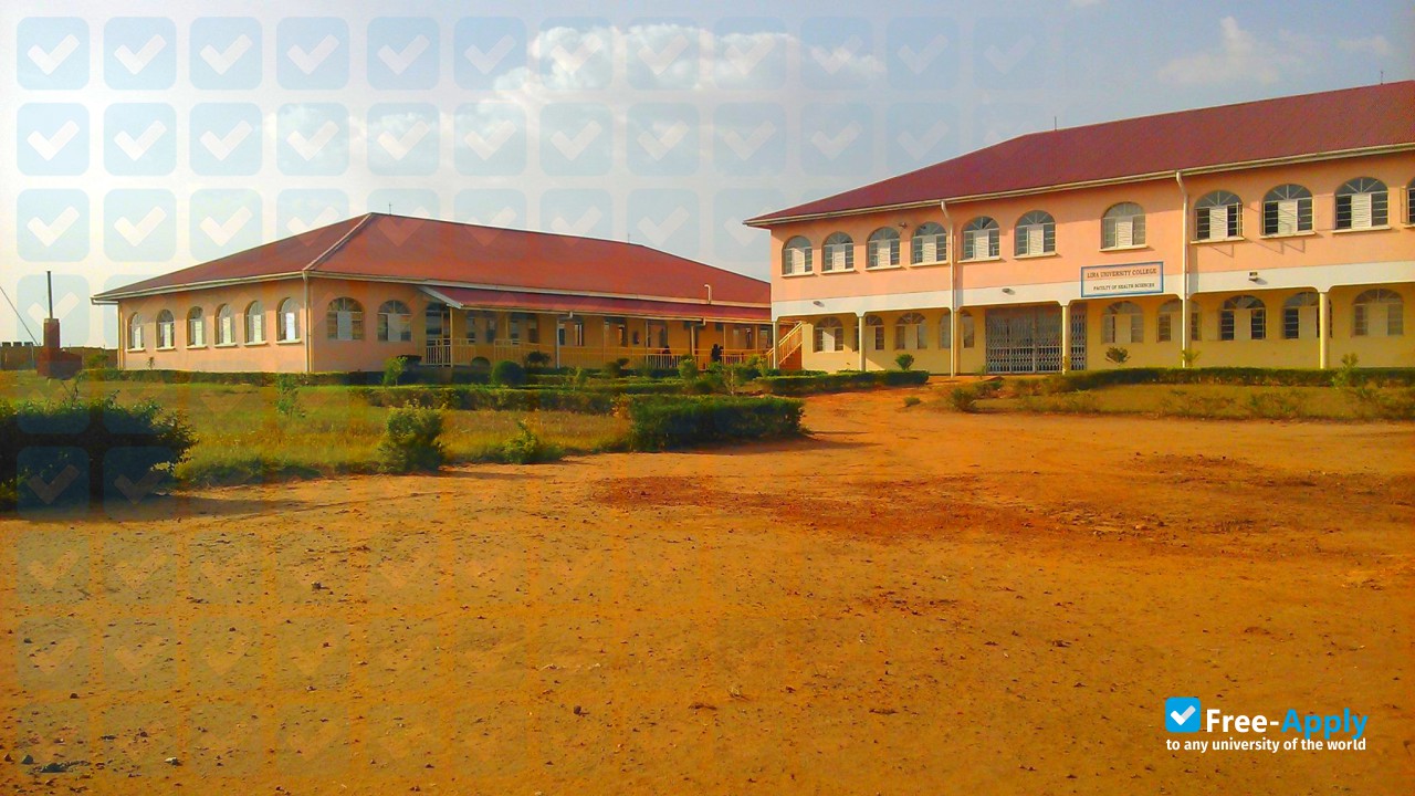 Foto de la Lira University #4