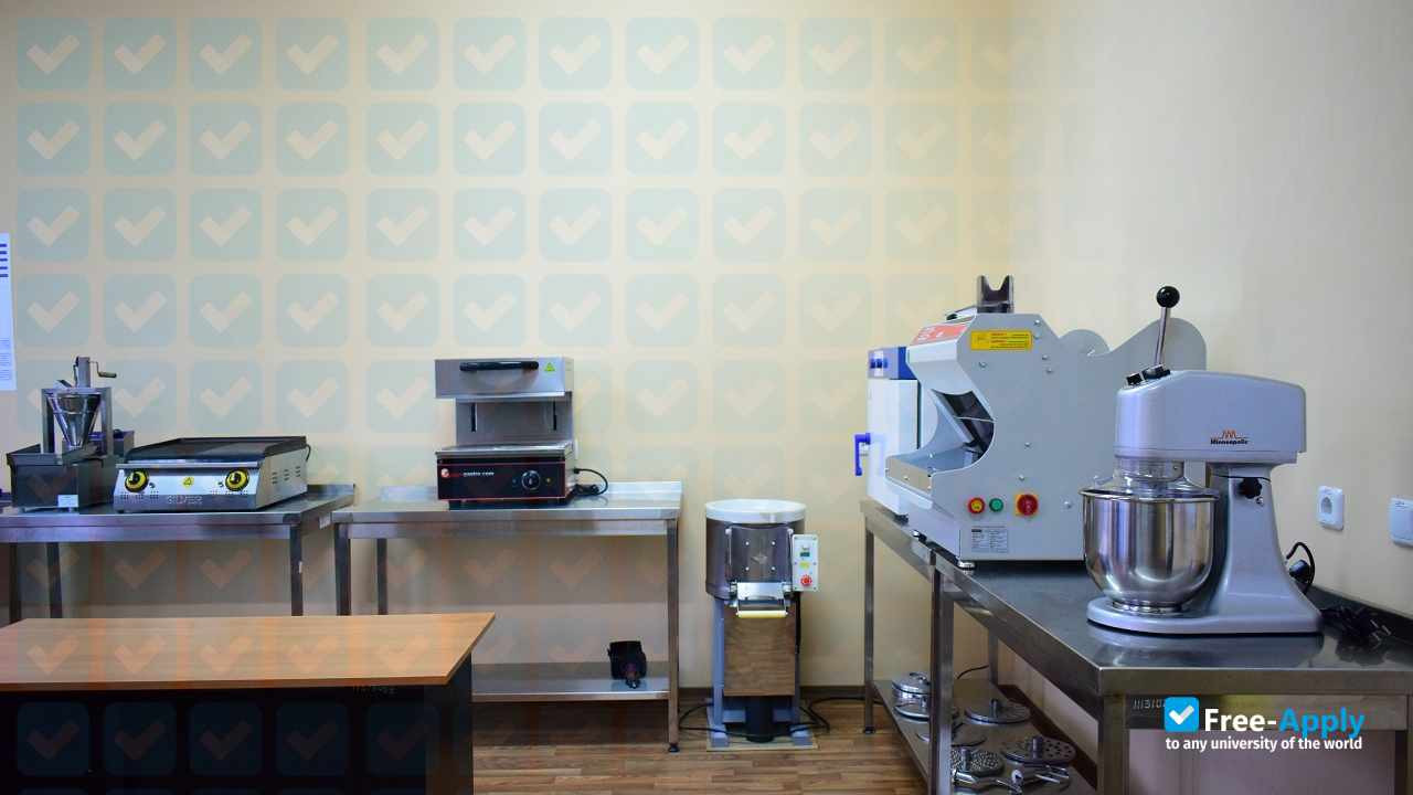 Donetsk National University of Economics and Trade named after Mykhailo Tugan-Baranovsky фотография №12