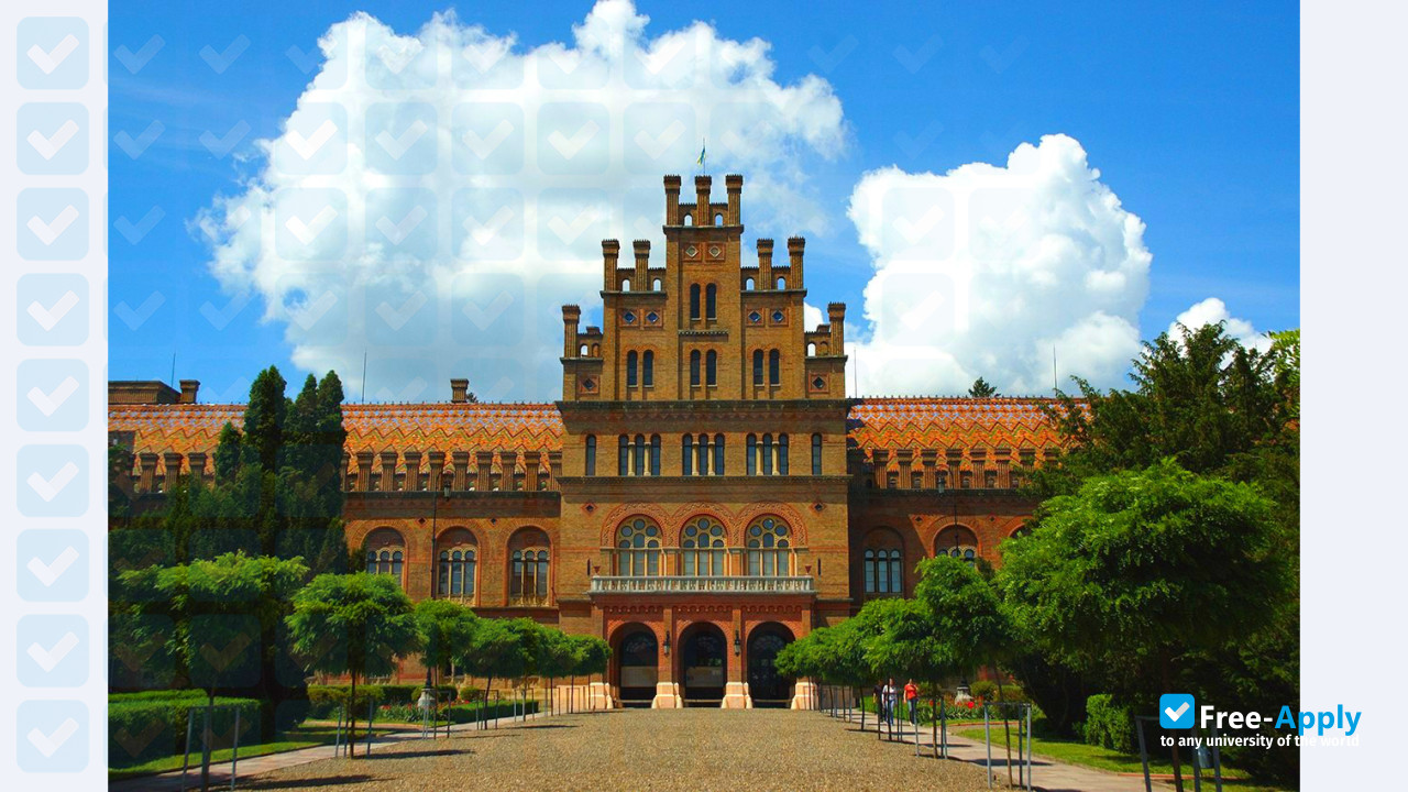 Foto de la Chernivtsi National University Y Fedkovych #13