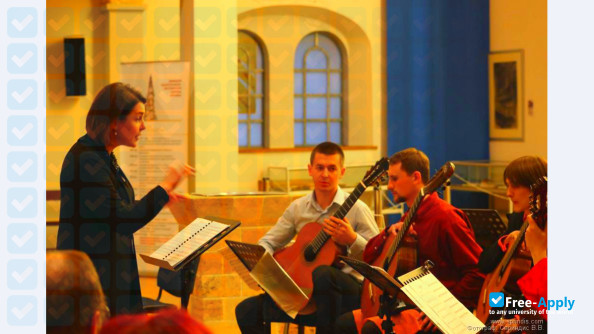 Foto de la Conservatory Odessa Musical Academy #12