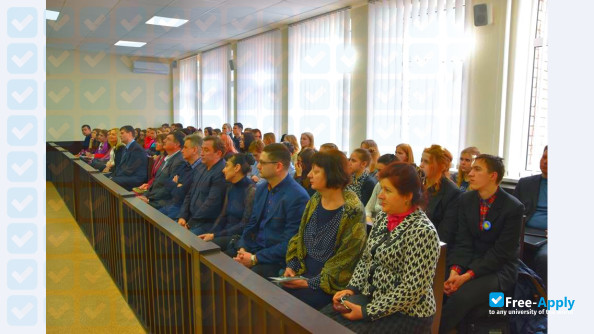 Foto de la Dnepropetrovsk State University of Internal Affairs #13