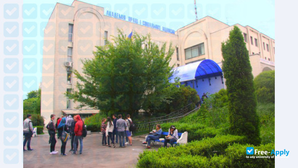 Foto de la Academy of Labor, Social Affairs and Tourism #6