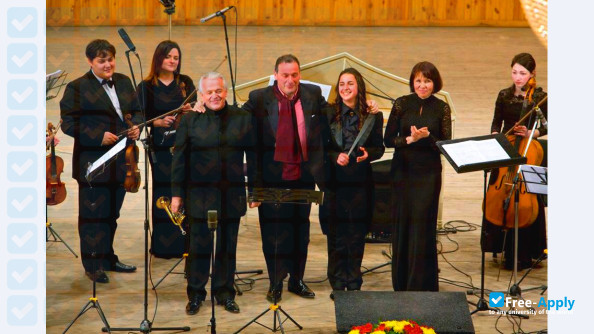 Photo de l’Dnipropetrovsk Conservatoire Glinka #7