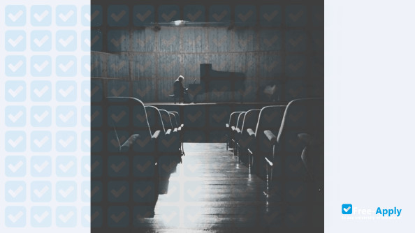 Photo de l’Dnipropetrovsk Conservatoire Glinka #11
