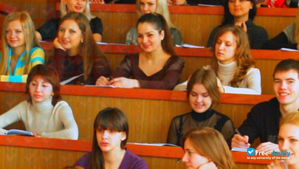 Foto de la Dnipropetrovsk National University Honchar #3