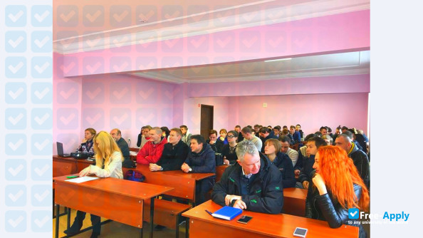 Foto de la Donbas National Academy of Civil Engineering and Architecture #5