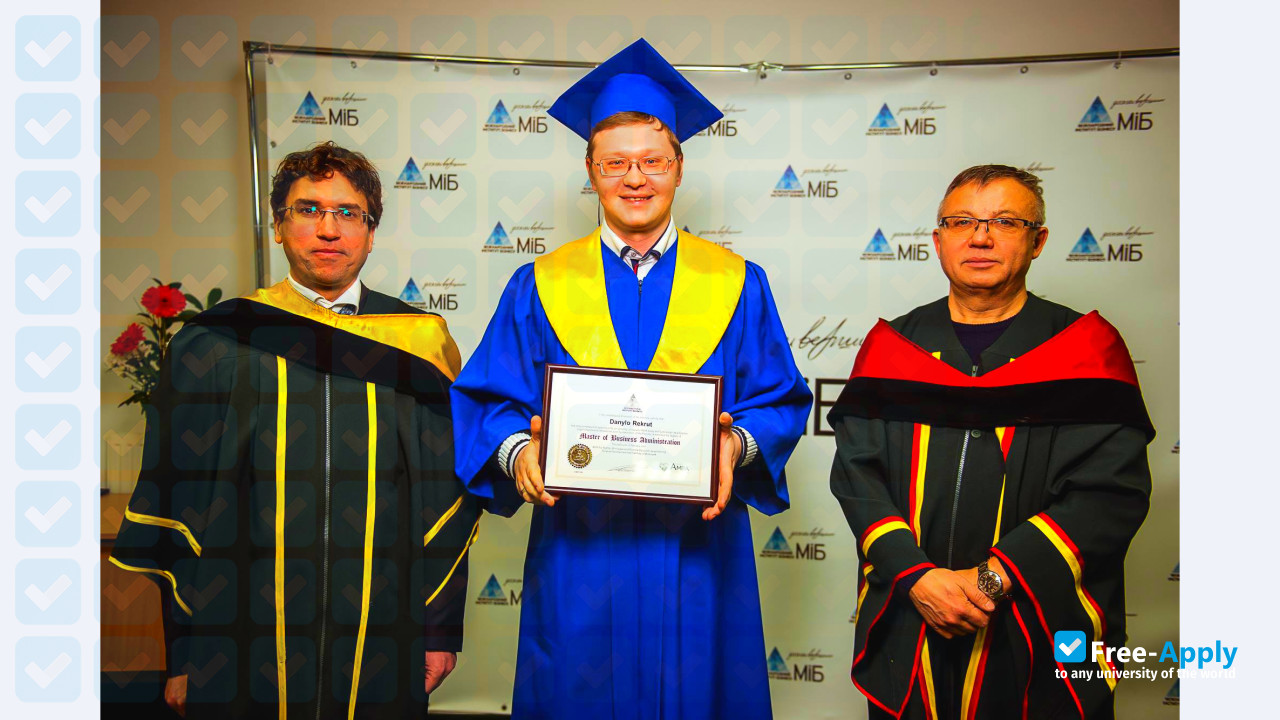 Foto de la International Institute of Business