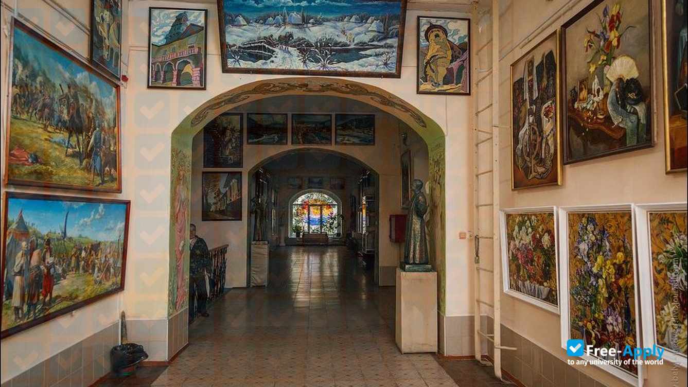 Foto de la Kamianets-Podilskyi Ivan Ohiienko National University #29