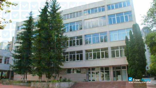 Lviv Academy of Arts photo #8