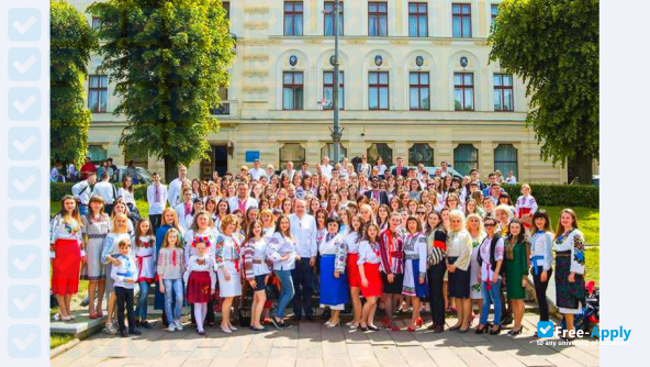 Bukovinian State Medical University фотография №6