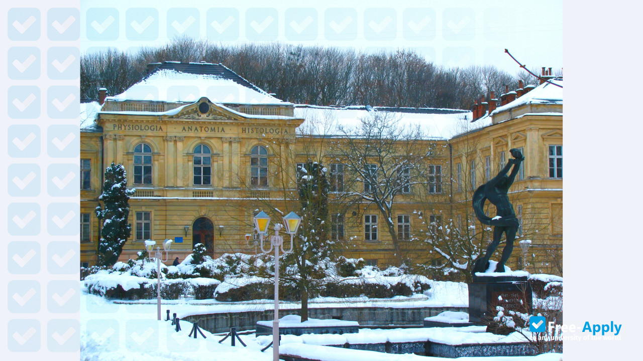 Photo de l’Lviv Medical Institute #7