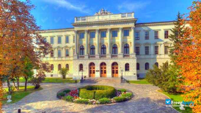 Lviv Polytechnic National University фотография №4