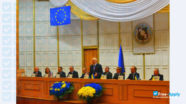 Foto de la Mariupol State University #10