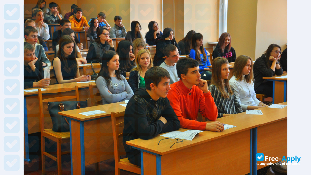 Foto de la Mariupol State University #14