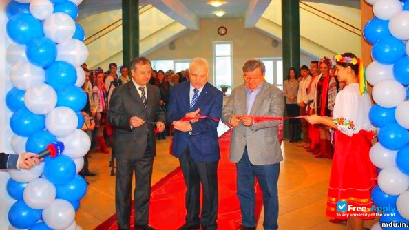 Foto de la Mariupol State University #9