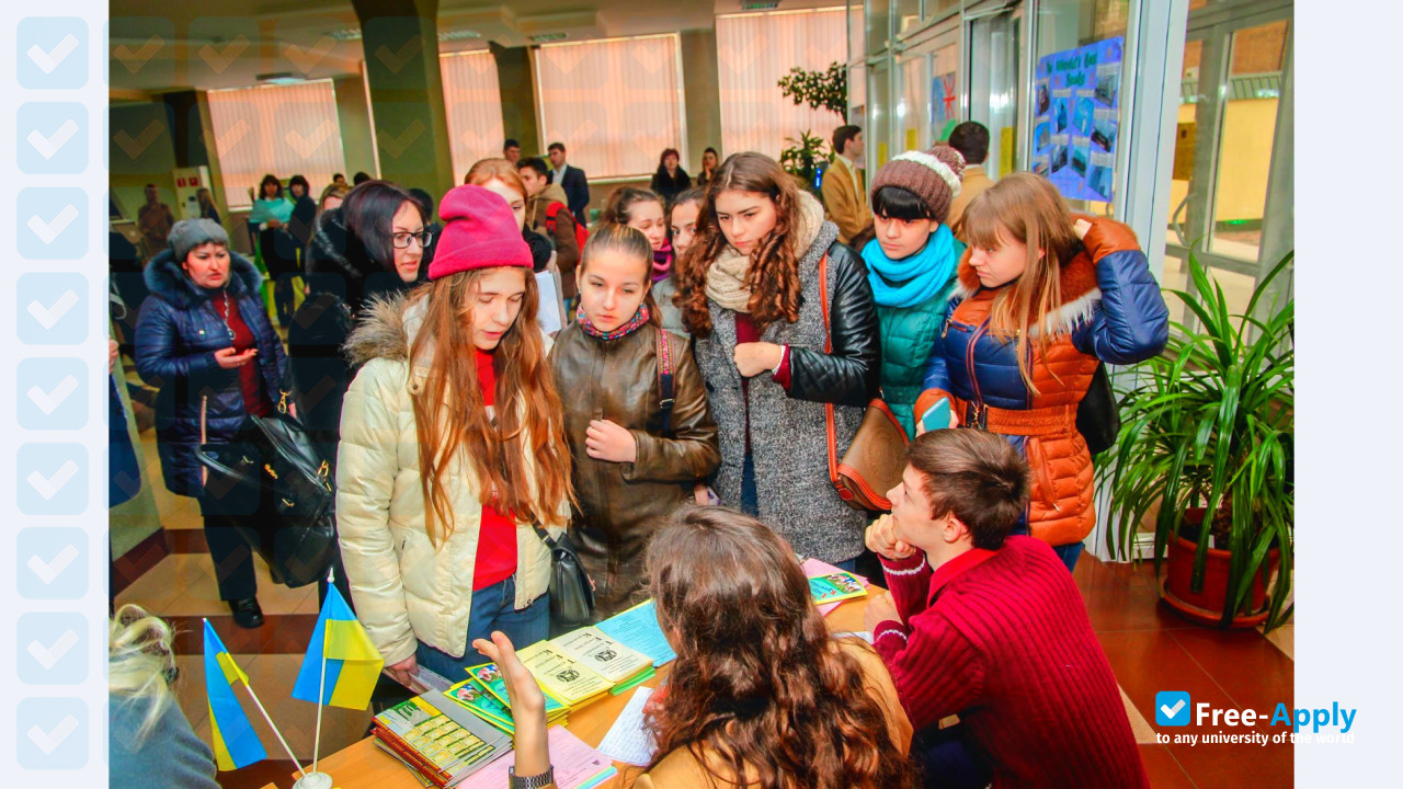 Photo de l’Mykolayiv National Agrarian University #15