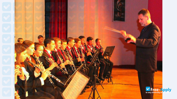 Ivano-Frankivsk music school named after Denis Sichinskiy фотография №5