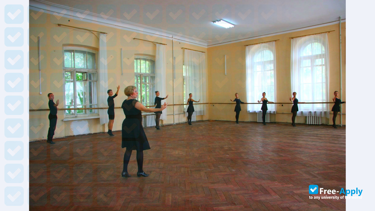 K. D. Ushynsky South Ukrainian National Pedagogical University photo #10