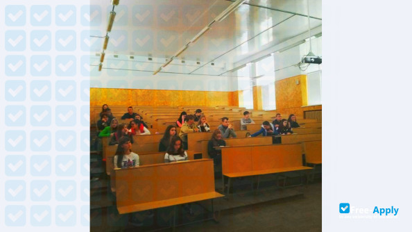 Foto de la Tsentralnoukraynskyy state pedagogical university Called Vladimir Vinnichenko #3