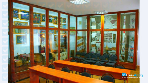 Photo de l’Kremenetskaya oblastnaya humanytarno-pedahohycheskaya academy behalf of Taras Shevchenko #8