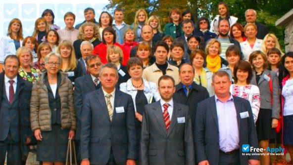 Photo de l’Kremenetskaya oblastnaya humanytarno-pedahohycheskaya academy behalf of Taras Shevchenko #6