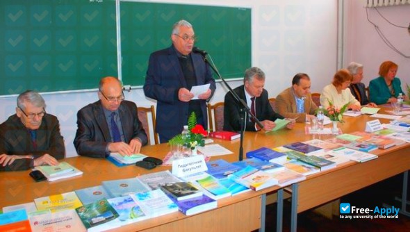 Photo de l’Kremenetskaya oblastnaya humanytarno-pedahohycheskaya academy behalf of Taras Shevchenko #7