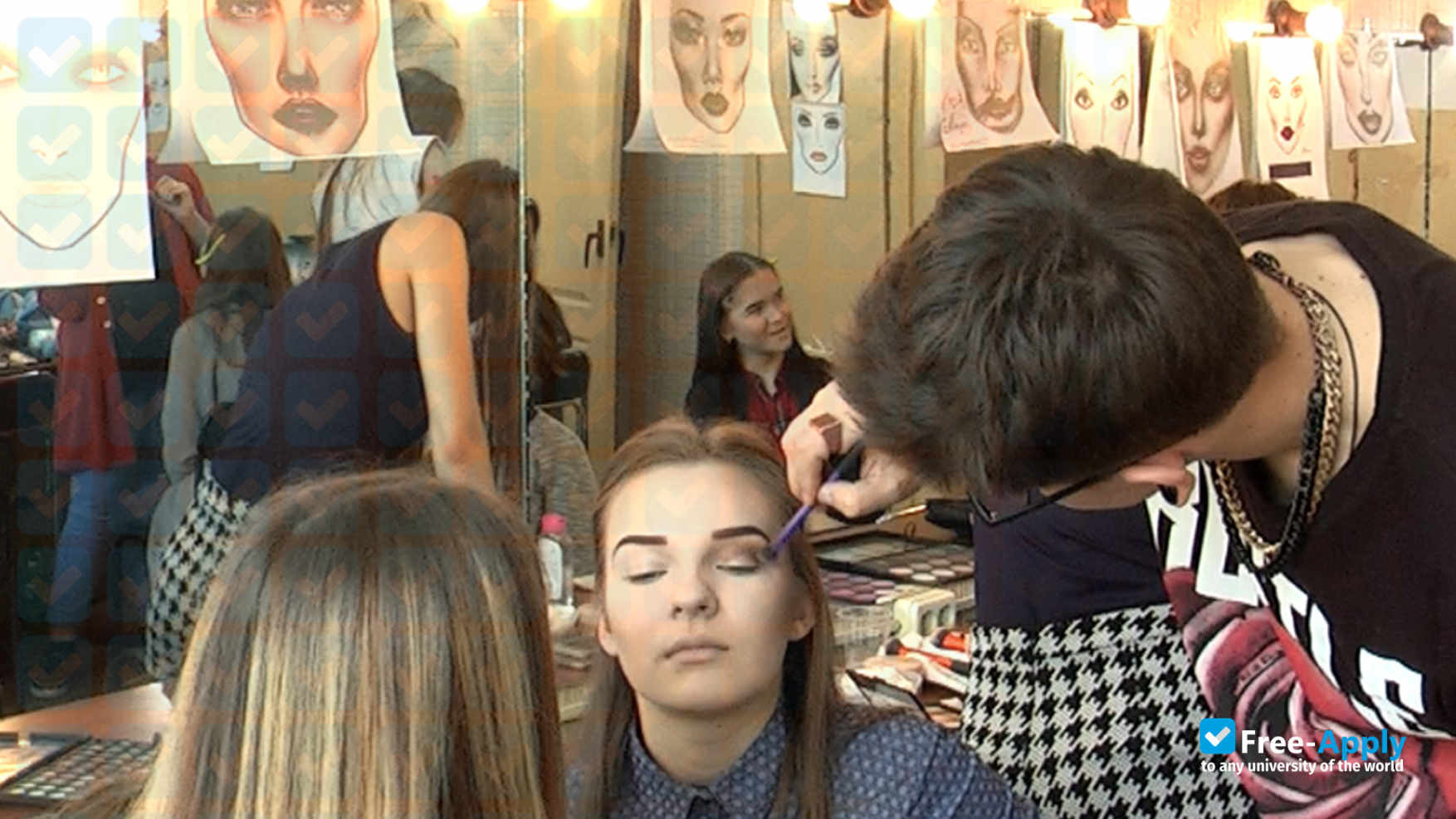Foto de la Institution of higher education «Kyiv Academy of Applied Art» #11