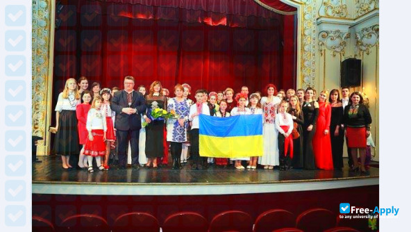 Foto de la Kiev Children Academy of Arts (KDAM) #1