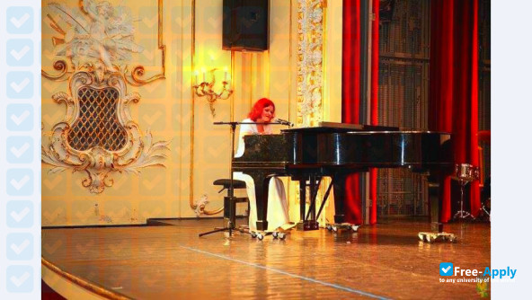 Kiev Children Academy of Arts (KDAM) photo #10