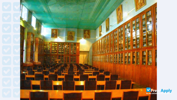 Foto de la National University of Kyiv Mohyla Academy #9