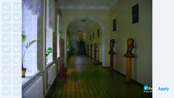 Foto de la The National University of Ostroh Academy #9