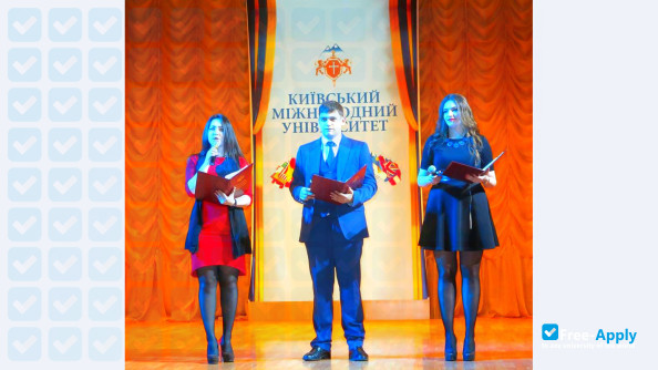 Foto de la Kyiv International University: Kim #6