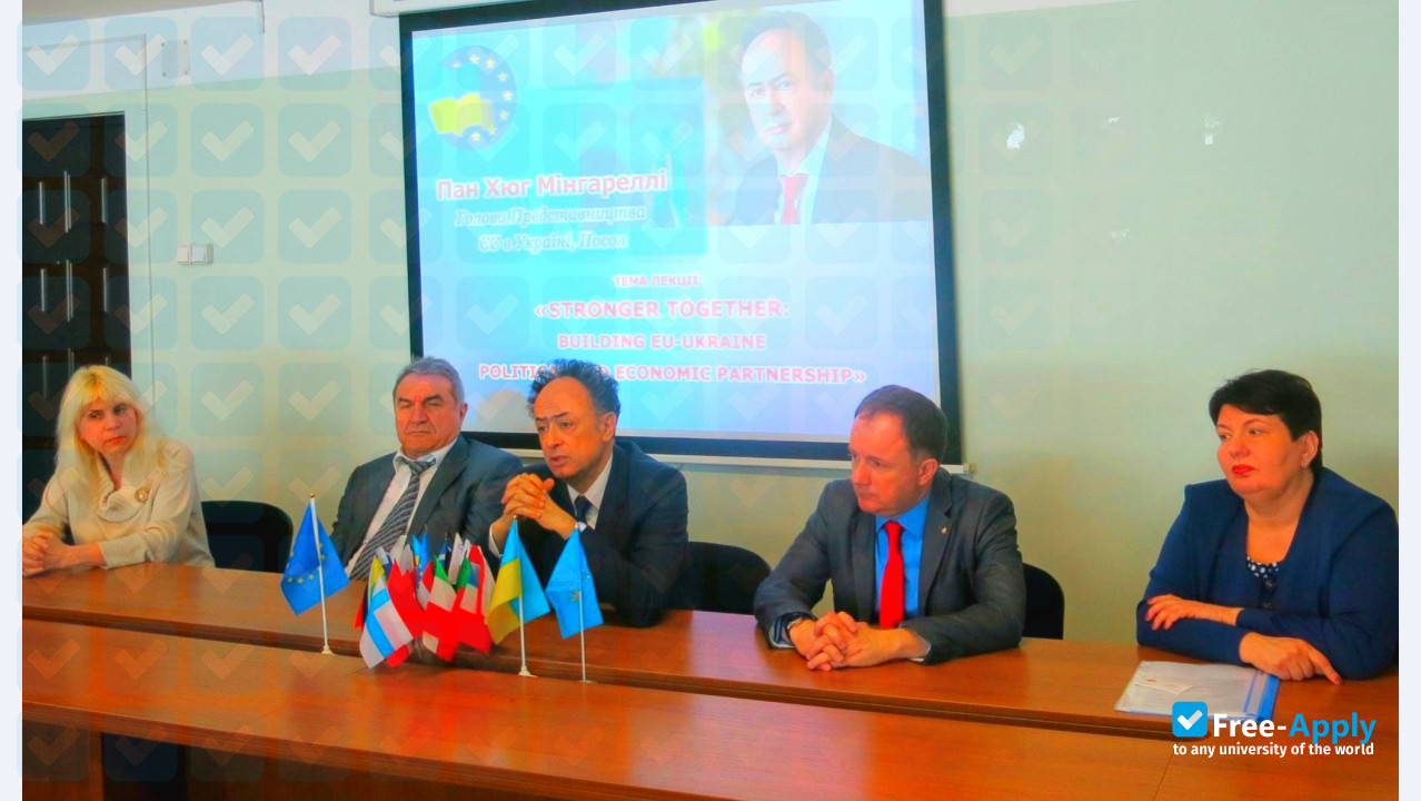 Foto de la Kyiv International University: Kim #9