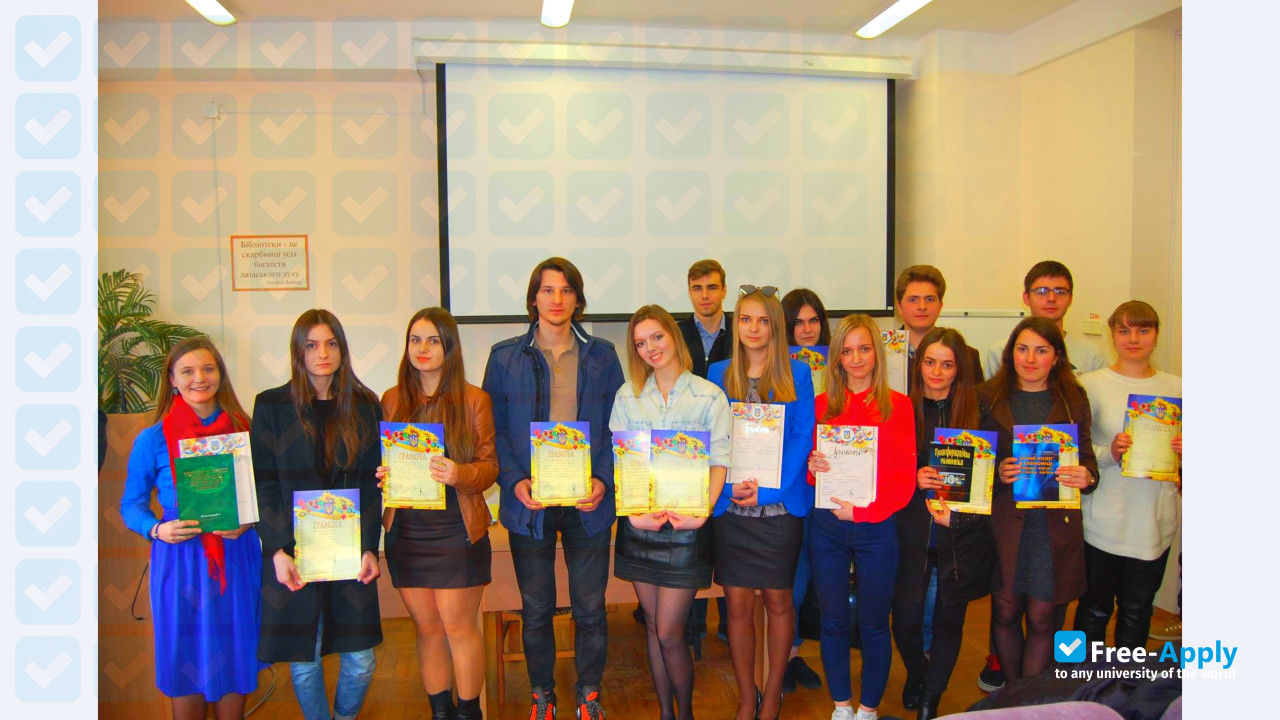 Photo de l’Kyiv National Economic University #5
