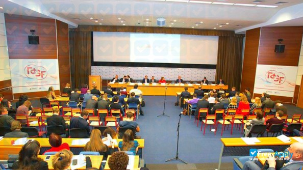 Photo de l’Kyiv National Linguistic University #3