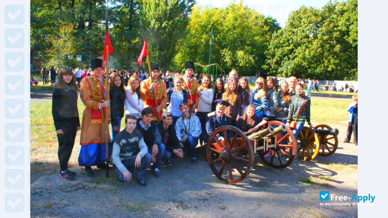 Foto de la Kharkiv National Pedagogical University H.S. Skovoroda #8