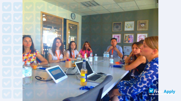 Foto de la Wisconsin International University in Ukraine #6