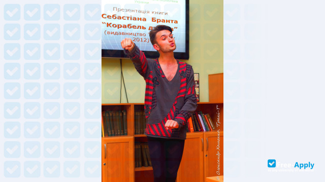 Foto de la Kyiv National University of Theater, Film and Television IK Karpenko Kary #7