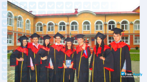 Foto de la Uman National University of Horticulture #8