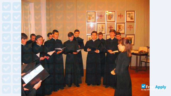 Photo de l’Kyiv Orthodox Theological Academy #9