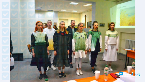 Photo de l’Kyiv State Institute of Decorative Arts and Design Michael Boychuk #11