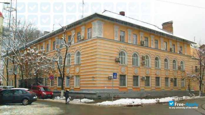 Foto de la Kyiv State Academy of Water Transport #9