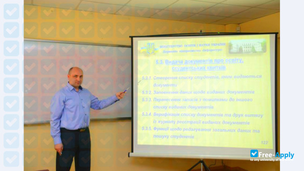 Foto de la Kyiv State Academy of Water Transport #10