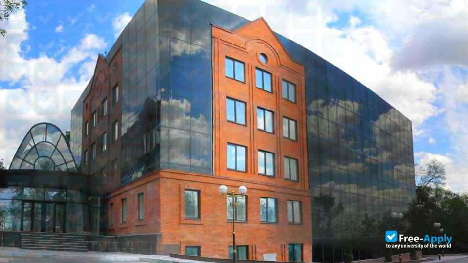 Фотография Kharkiv Polytechnic Institute