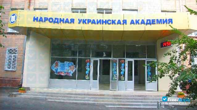 Foto de la Kharkiv University of Humanities “People’s Ukrainian Academy” #1