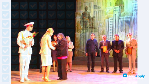 Foto de la Kharkiv State Kotlyarevsky University of Arts #4