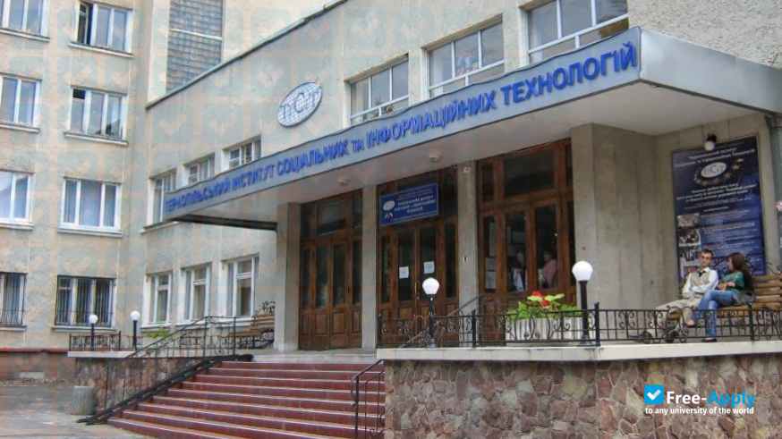 Photo de l’Ternopil Institute of Social and Informational Technologies #7