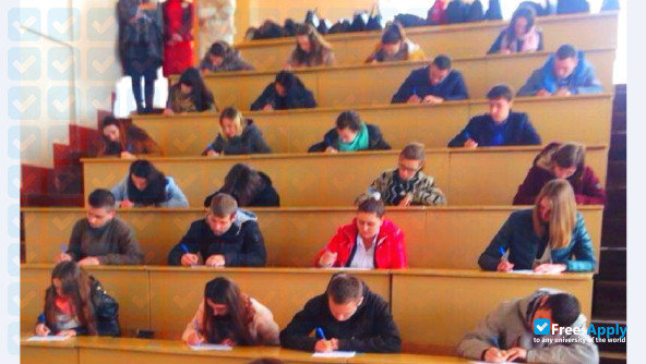 Foto de la Kharkiv State University of Food Technology and Trade #3