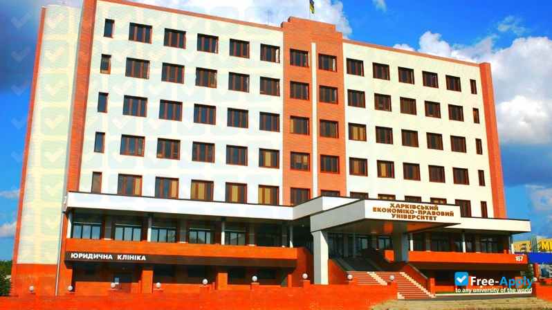 Foto de la Kharkiv University of Economics and Law #5