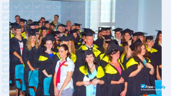 Zaporizhzhya Institute of Economics and Information Technologies фотография №5